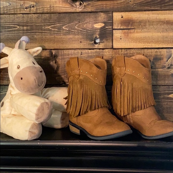 Cat&jack- little girl boots 💕 - Picture 1 of 6